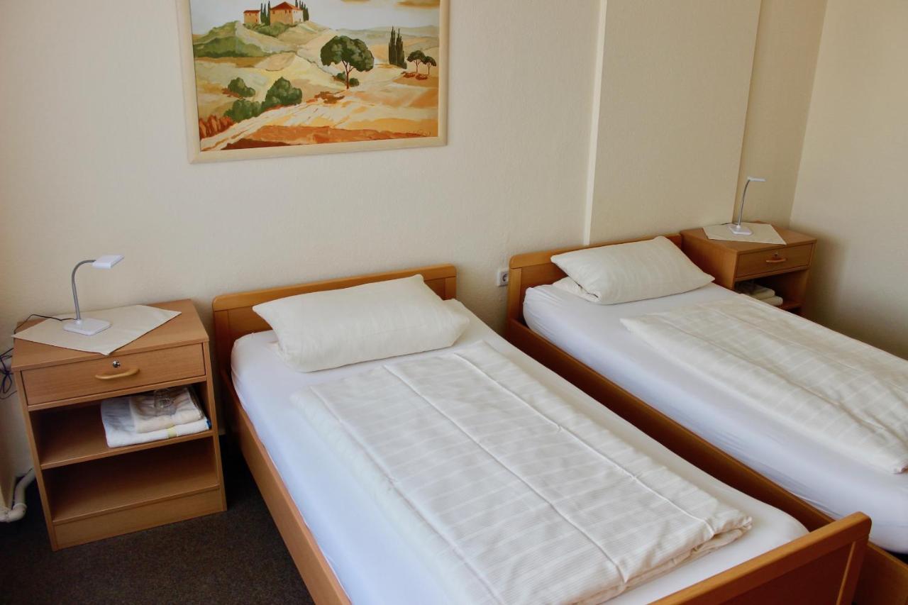 Hotel Gasthof Klusmeyer Bielefeld Exteriör bild